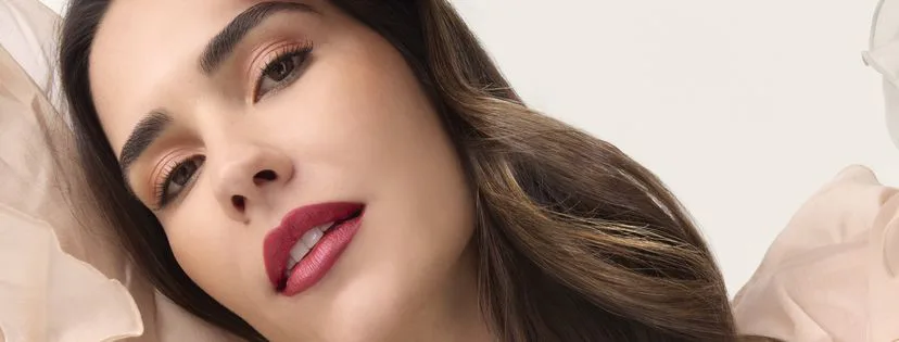 Sezona třpytu a lesku: 7 největších make-up trendů podzimu a zimy 2024/2025