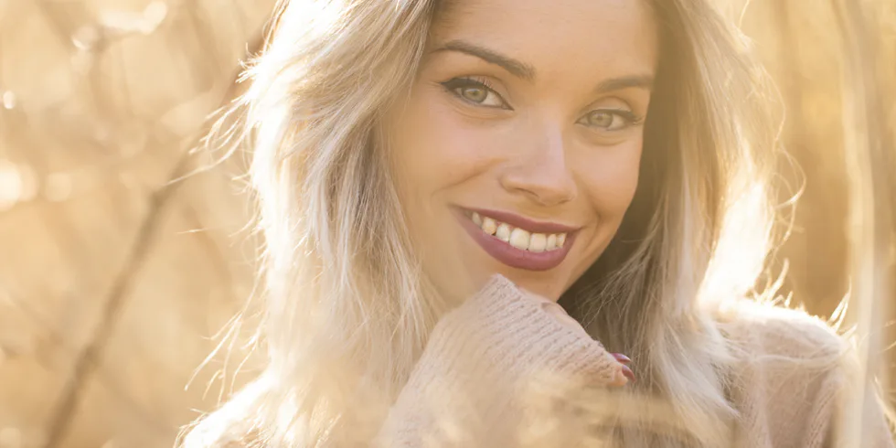 Aby pleť zářila i v září: Jak přizpůsobit péči o pokožku podzimnímu období?