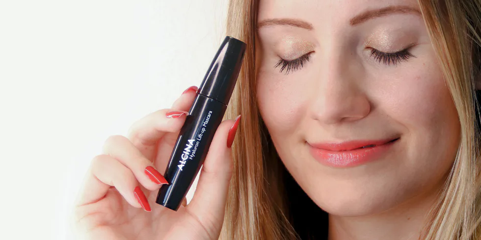 Upoutejte pozornost! Vyberte si správnou řasenku a nepodceňujte péči o oční okolí