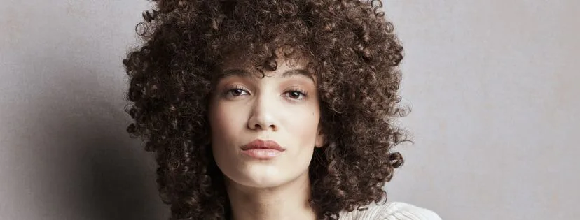 Kadeřnice ALCINA radí: Jak pečovat o kudrnaté a vlnité vlasy?
