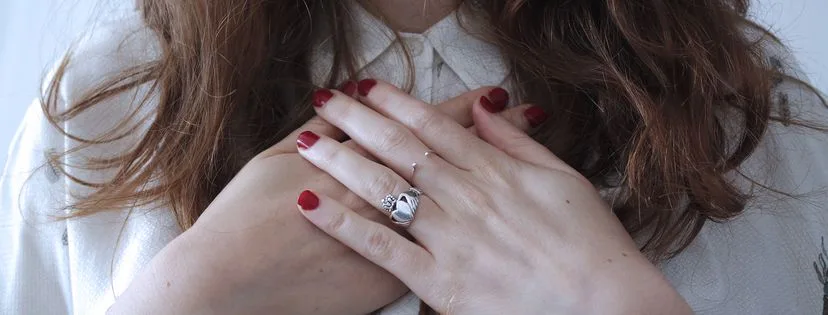 Tipy pro krásné nehty: jak je správně lakovat a udržovat?