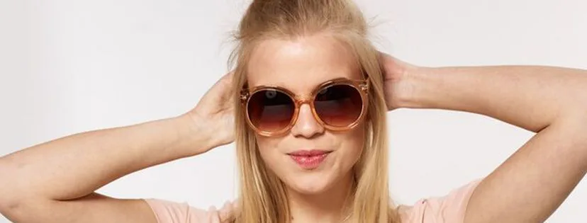 Jak se o vlasy a pleť starat v horkých dnech?