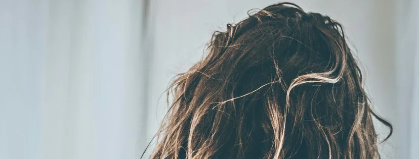 5 tipů, které fungují: Kadeřnice radí, jak na mastné vlasy